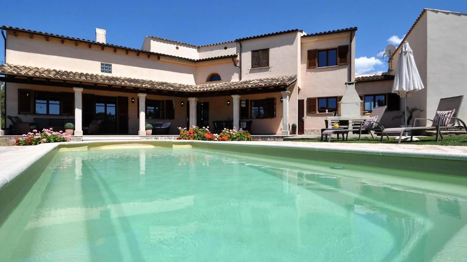 Ferienhaus Mit Privatpool Fuer 7 Personen Ca 340 Qm In Selva, Mallorca Binnenland Von Mallorca contacts