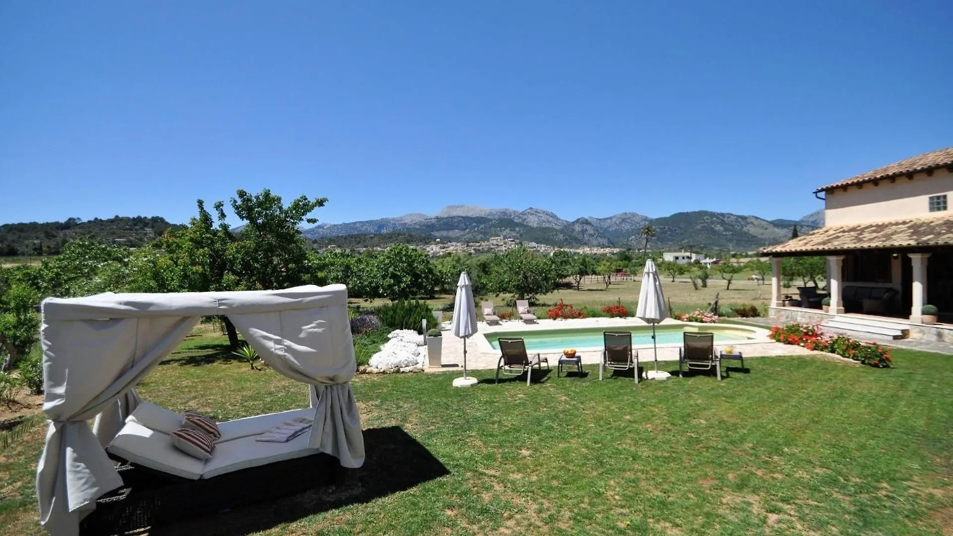 Ferienhaus Mit Privatpool Fuer 7 Personen Ca 340 Qm In Selva, Mallorca Binnenland Von Mallorca Selva  0*, Selva (Mallorca) Spain